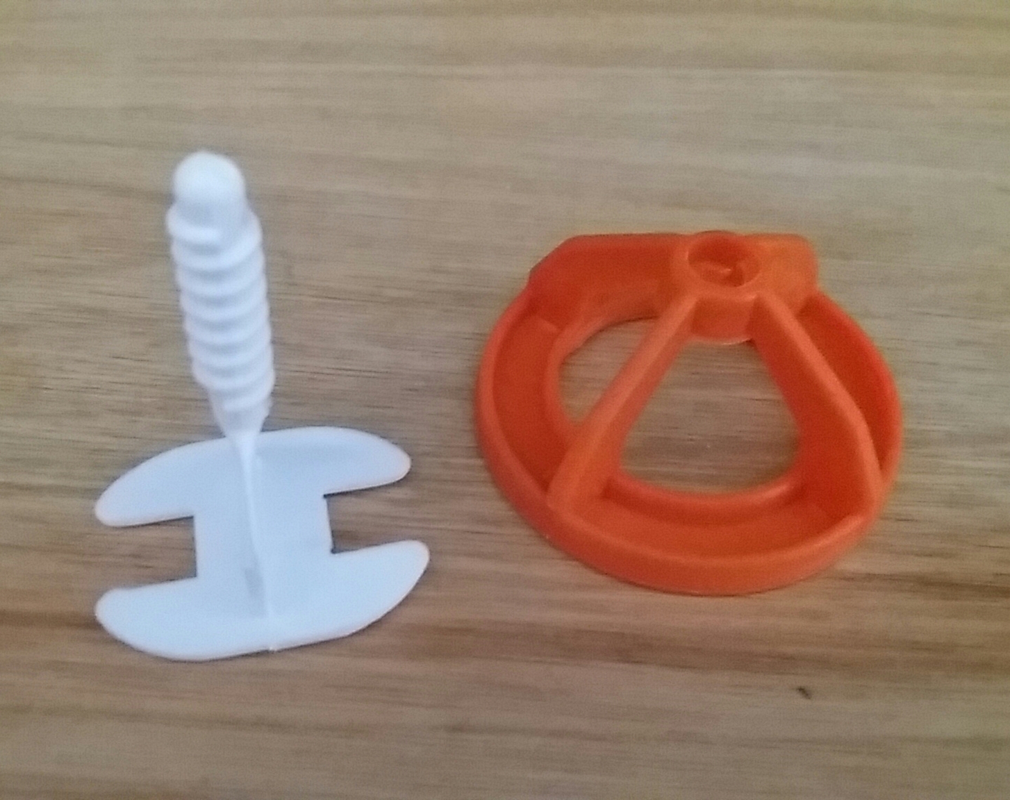 Tornillo separador